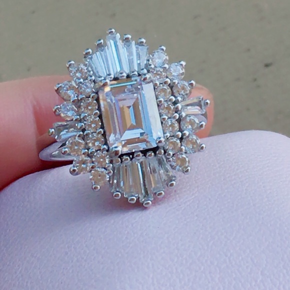 14k white gold diamond ring art deco halo emerald - Picture 7 of 8